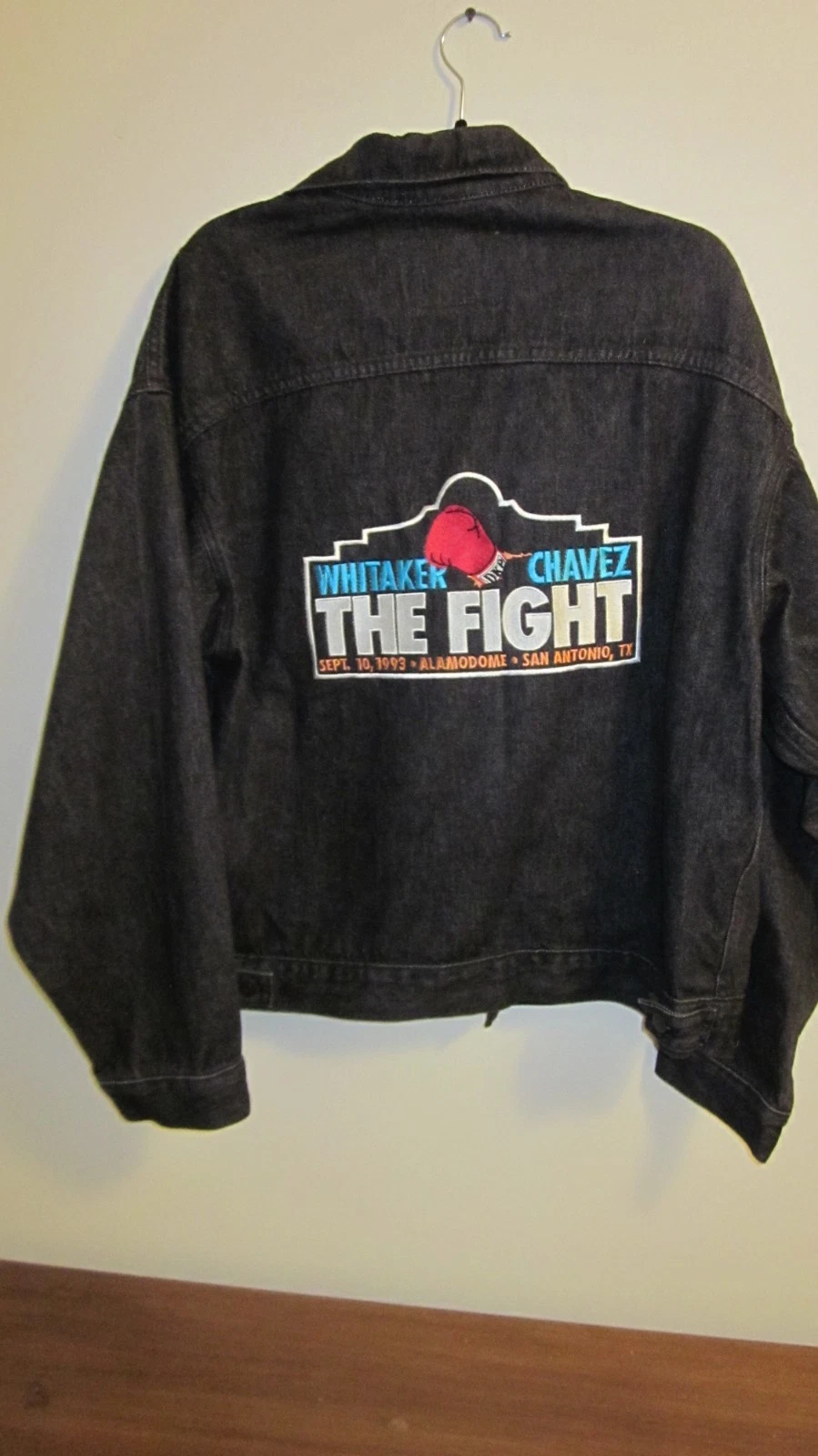 Vintage 1993 Whitaker vs Chavez “The Fight” Denim Jacket New Size L