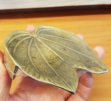 BRASS SOAP HOLDER LEAF SHAPE DISH WALL MOUNTED VINTAGE BATHROOM HOME DECOR