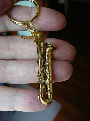 (M-200-C) BARITONE SAXOPHONE KEY CHAIN 24k gold plate - Main Image