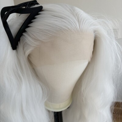 Layered Soft White Heat Resistant Synthetic Hair Long Wavy Frontal Lace Wigs