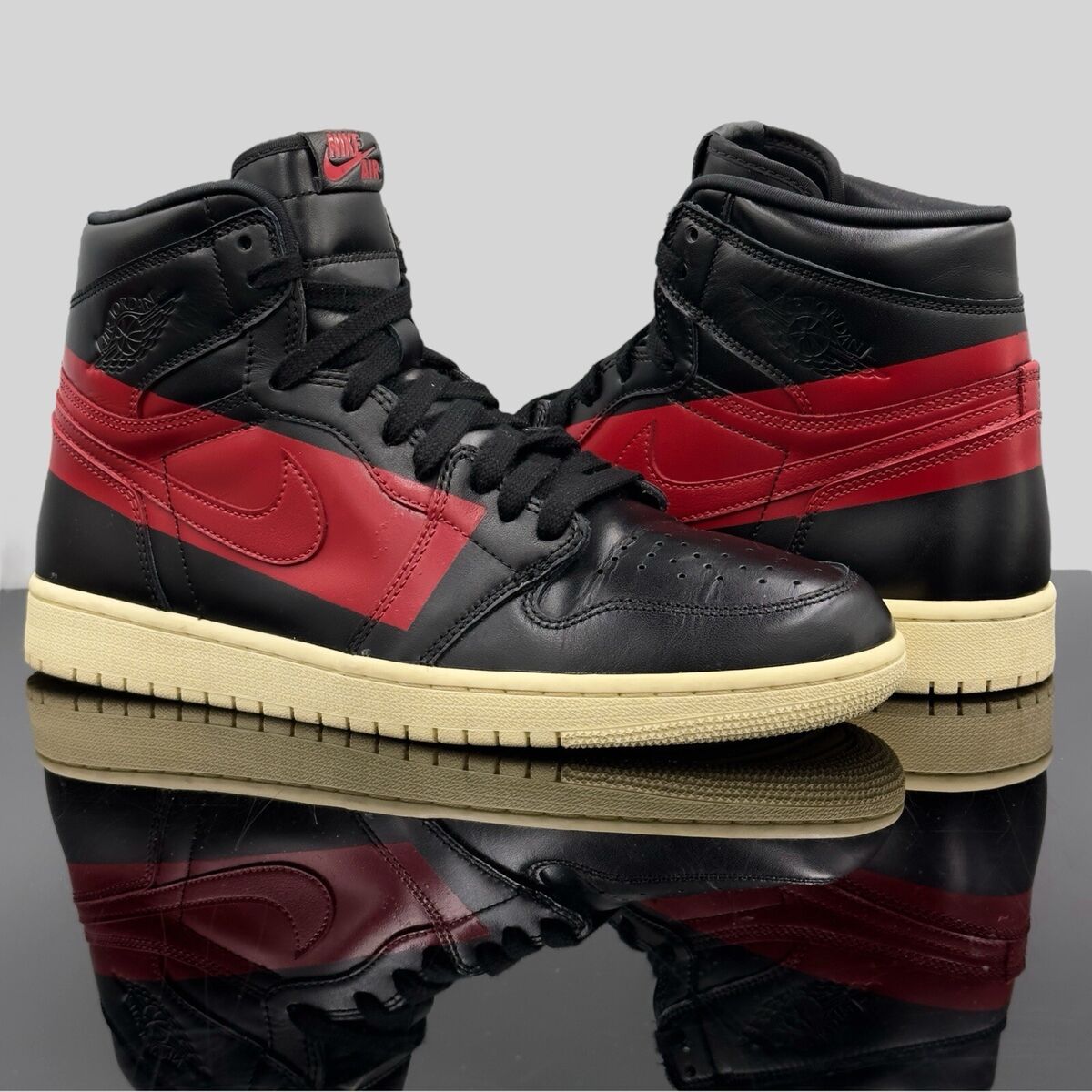 Air Jordan 1 Retro OG High Couture Black/Uni-Red Mens Size Air Jordan 1 Retro OG High Couture Black/Uni-Red Mens Size