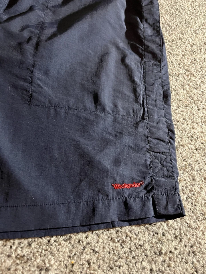 Vintage Navy Blue Red Weekender Lined Swim Trunks Shorts Men’s LARGE 7” Inseam - Image 2 of 4