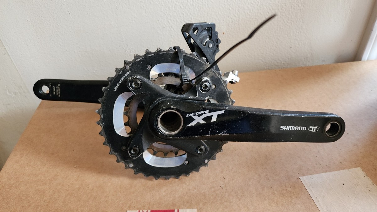 Shimano Deore XT FC-M785 Crankset 175mm and XT rd-m786 sgs Shimano Deore XT FC-M785 Crankset 175mm and XT rd-m786 sgs