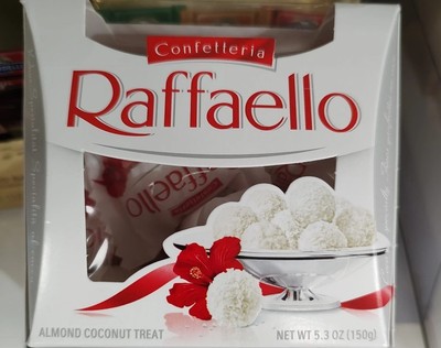 Ferrero Raffaello Premium  Cream + Almond Coconut Treat 15 Pieces 5.3 oz Belgium