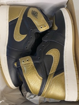 Nike Air Jordan 1 Retro High OG Black Metallic Gold Youth Size 5Y  FD1437-071