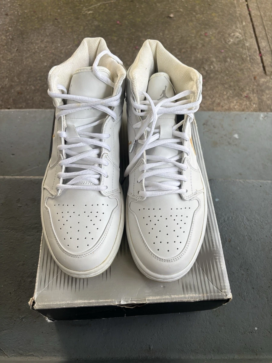 Jordan 1 Retro 2002 White Chrome for Sale | Authenticity