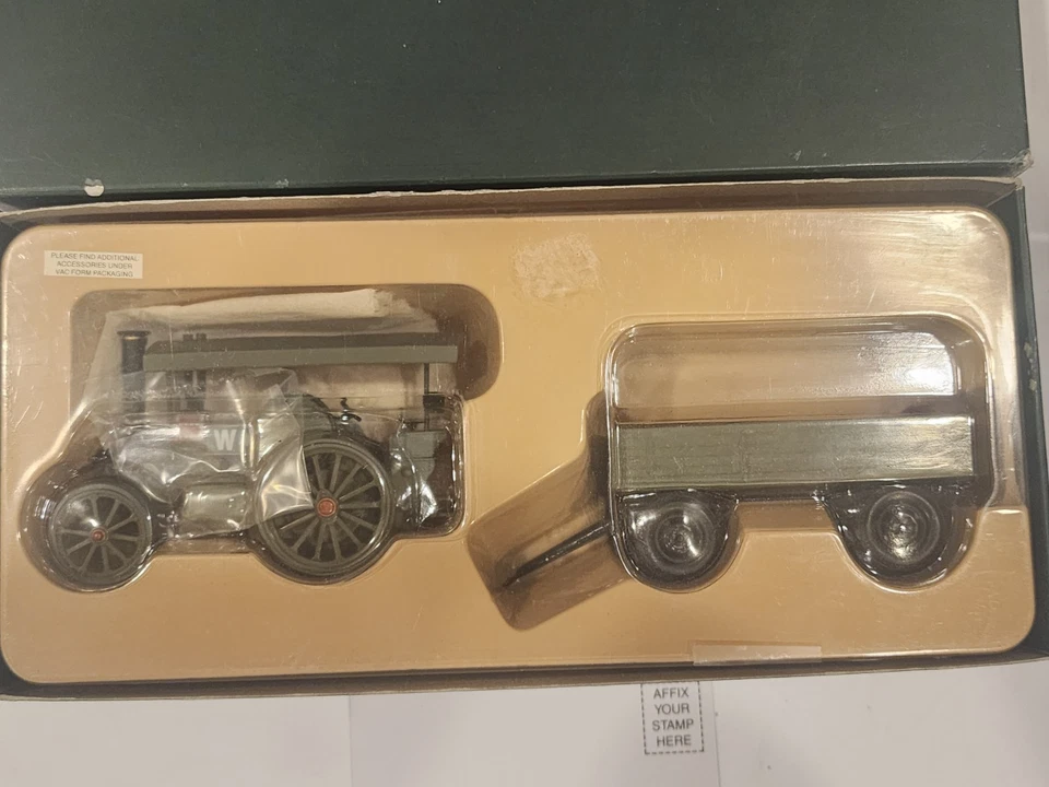 Corgi 1:50 Garrett 4CD Tractor & Trailer War Department CC20302 - Image 2 of 3
