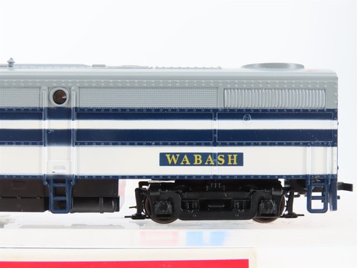 HO Scale Walthers 931-296 WAB Wabash Alco FB-1 Diesel Locomotive #1203B - Picture 3 of 12