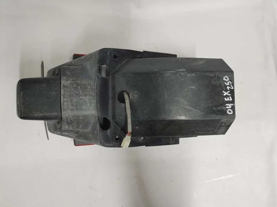 Guardabarros trasero Kawasaki Ninja EX250R 2004 35023-1220-6Z Foto 2 de 4