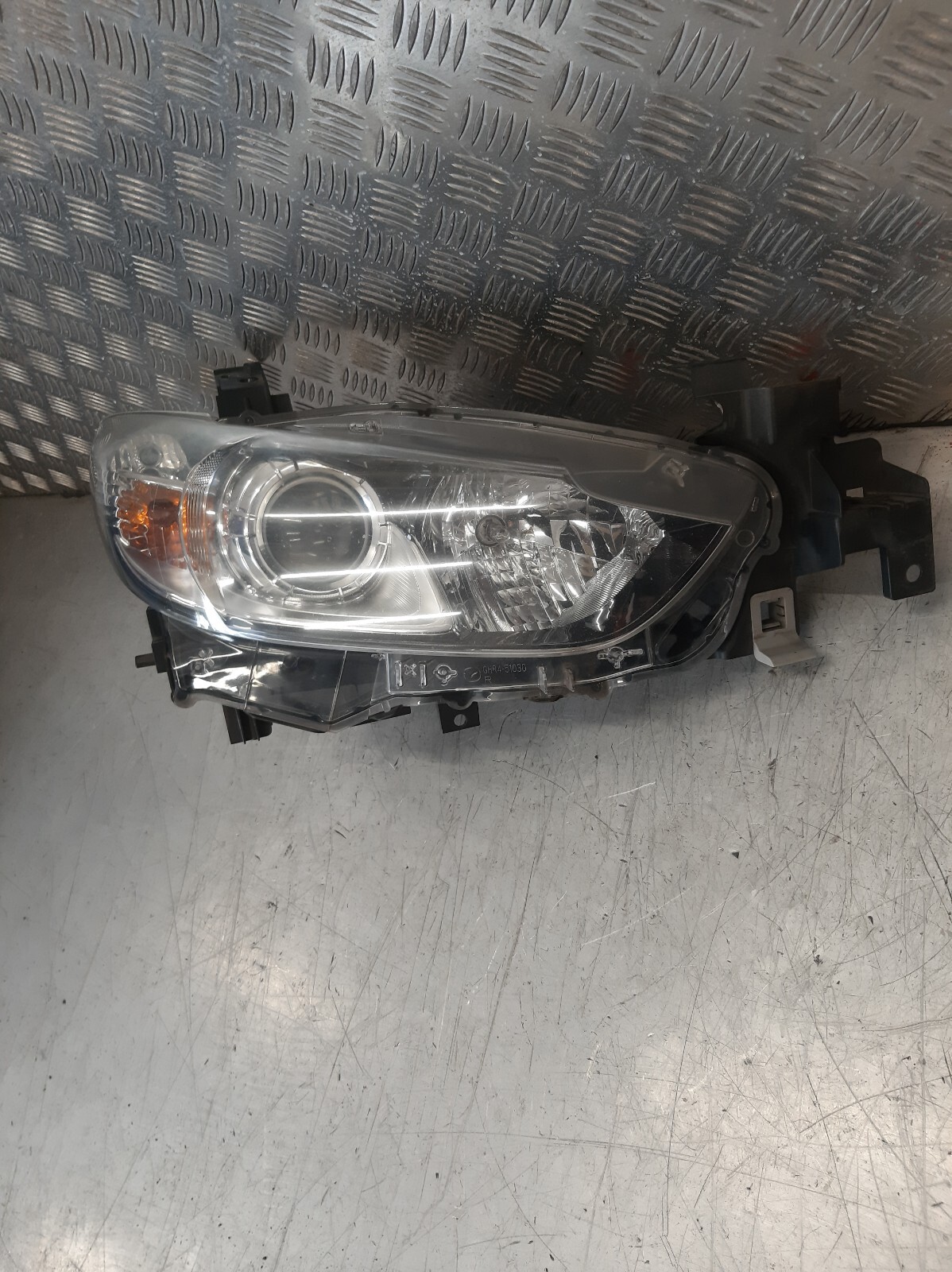 MAZDA 6 2015 GJ1/GL MK3 2015 FRONT RIGHT DRIVER SIDE HEADLIGHT