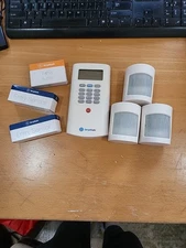 Simply Safe Security System Base Station, Keypad Bundle READ