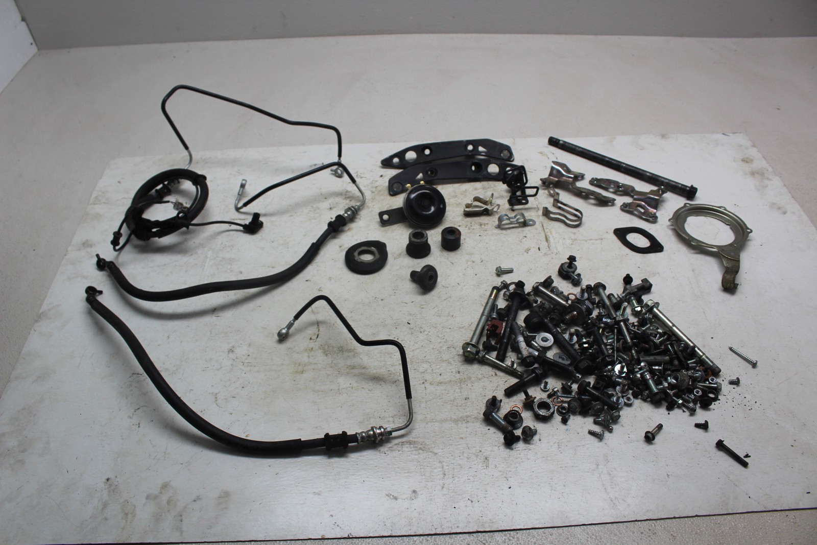 2018-2020 YAMAHA XMAX CZD300 PARTS & HARDWARE LOT