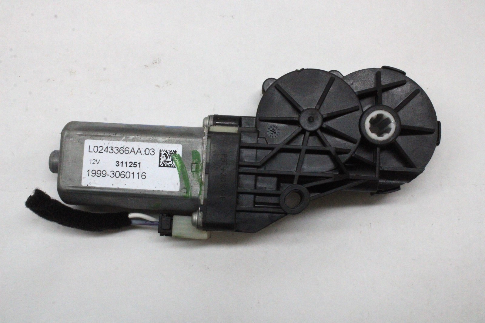 2022 MASERATI LEVANTE FRONT RIGHT SEAT ADJUST MOTOR OEM 17 18 19 20 21 22 23 24
