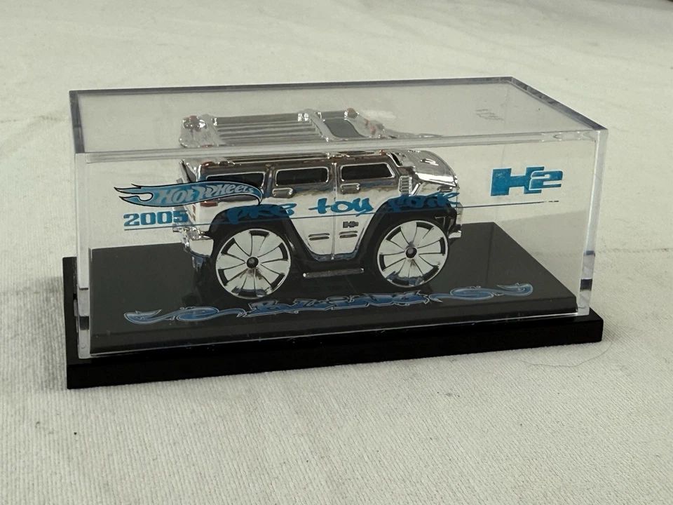 2005 Hot Wheels Pre Toy Fair Bling Hummer H2 rare silver - Image 2 of 4