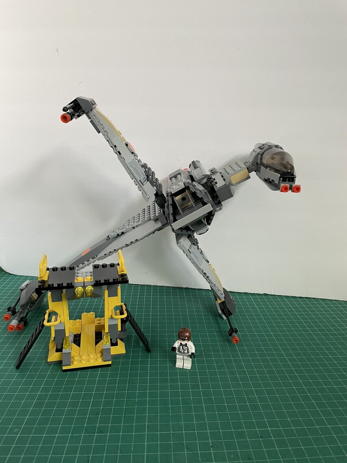 LEGO Star Wars: B-wing Fighter (6208), 99.5% Complete, Missing Rebel Pilot, Read