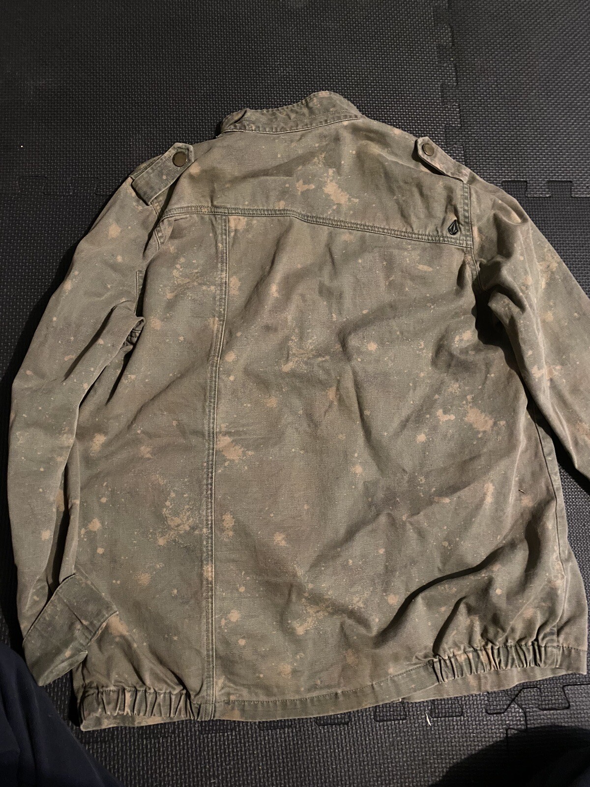Picture 2 of 4