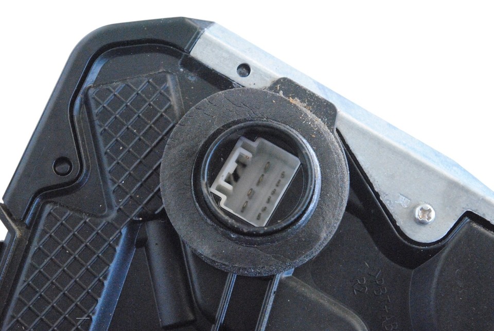 Lexus RX450h Door Lock Front Right 2018 RHD 23874771 eBay