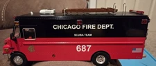 Code 3 Chicago Fire Dept. Scuba Team 687 MT-55 Freightliner #14001