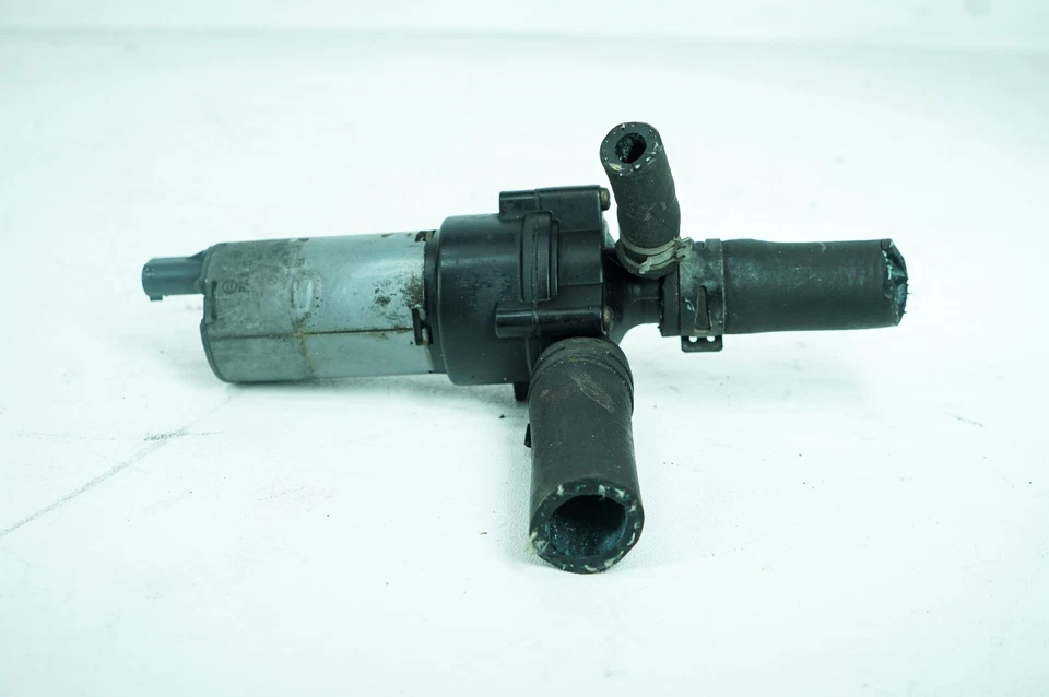 03-12 Mercedes SL500 R230 OEM AUX Auxiliary Water Pump 0018353564 5114 - Image 3 of 4