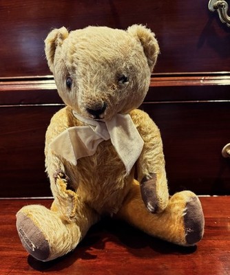Alter Teddybär.
