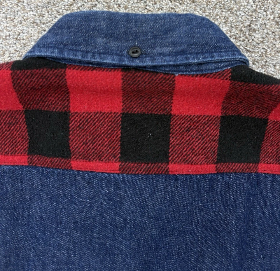 Penfield Denim Shirt Men's M Blue Denim Red Buffalo Plaid Block Flannel Detail - Image 4 of 4