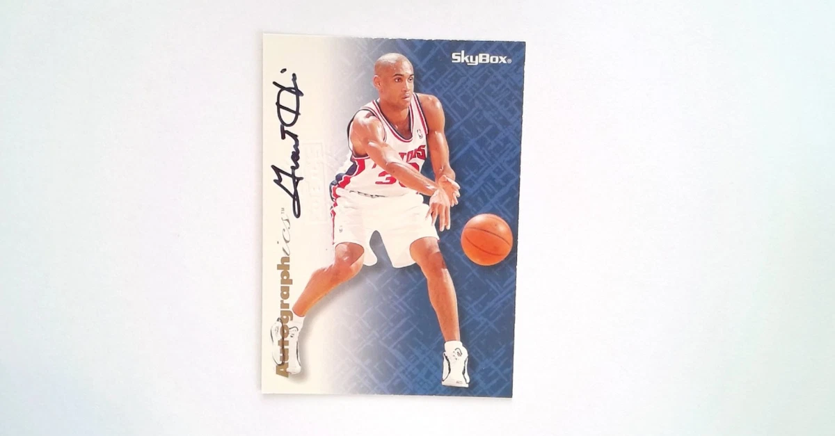 SkyBox Grant Hill Basketball Autographed Sports Trading Cards 
