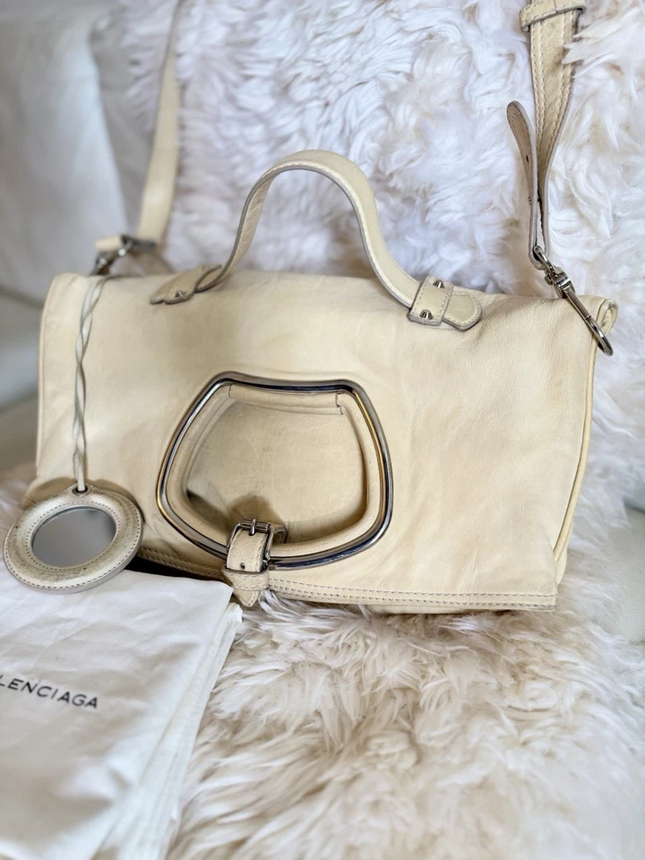Bolso de Mano y Hombro Balenciaga Cuero Beige Claro Vintage Foto 4 de 4