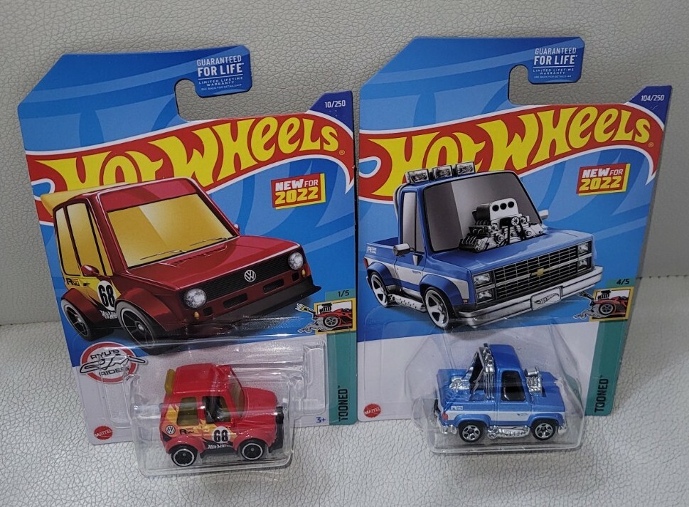 Hot wheels Toon'd 83 Chevy Silverado & Toon'd VW Golf MK1 new for