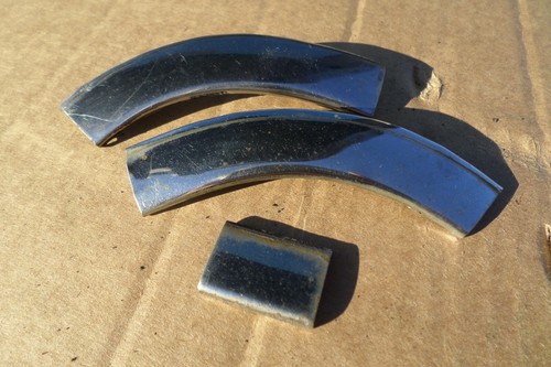 Jaguar XJ6 XJ12 series 3 rear windscreen chrome surrounds with joiners - Picture 2 of 2