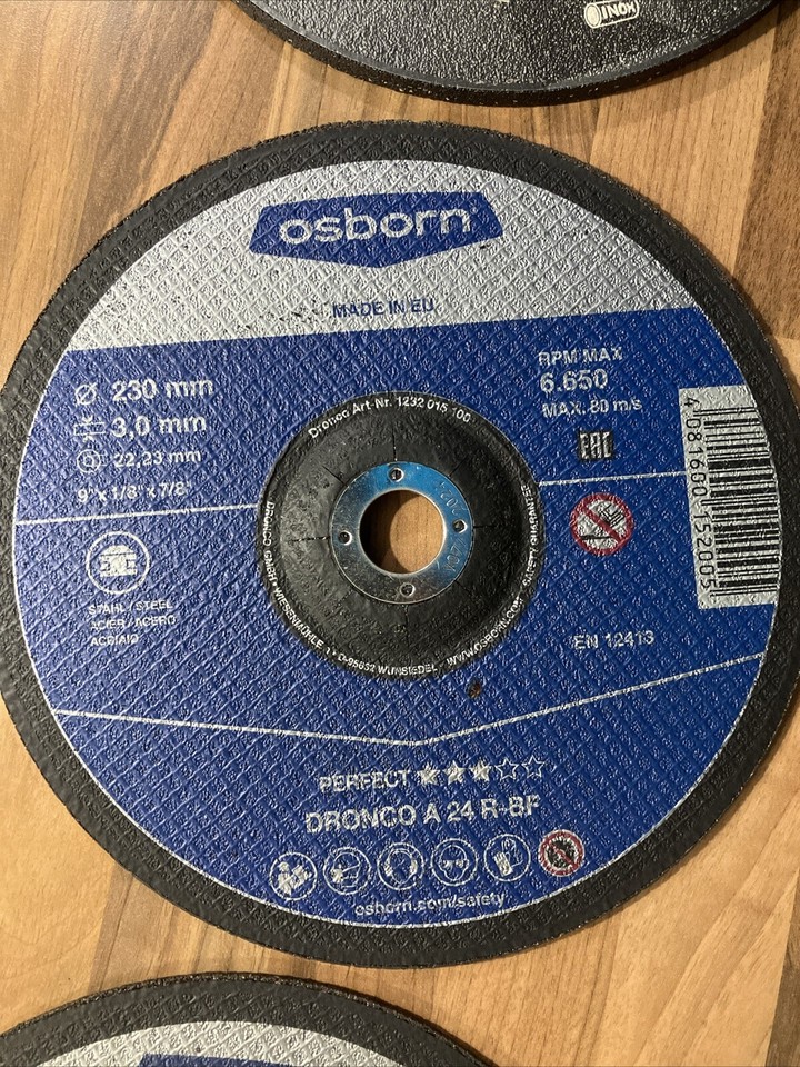 3 X 9” Discs. 1 3M Silver Grinding Disc. 2 X Osborn 3mm Cutting Discs