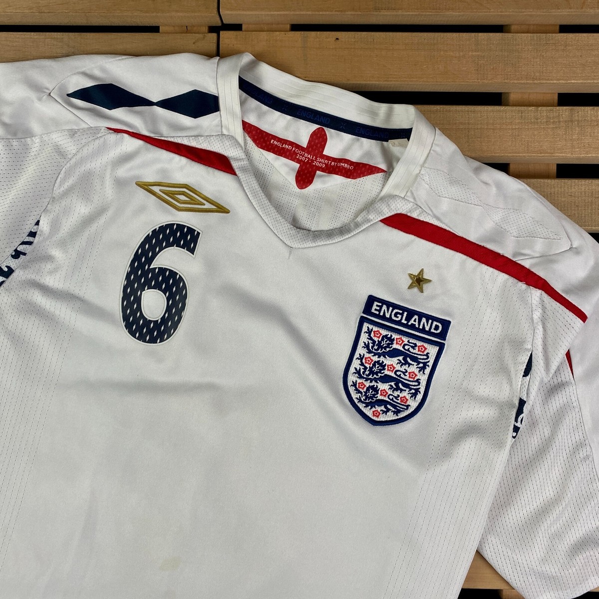 Mens Football T-Shirt Jersey Umbro England #6 Terry Size L | eBay