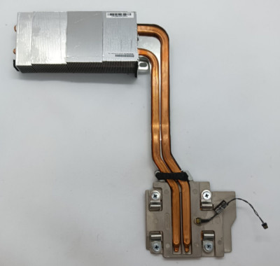 Apple iMac 21,5'' A1311 2010 Grafikkarte Kühlkörper Halterung + Sensor 730-0594-A
