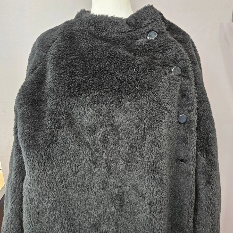 Cape Cloak Jacket Hip Mid OS Black Sherling Fur Shoulder Button Gothic Cosplay - Image 2 of 4