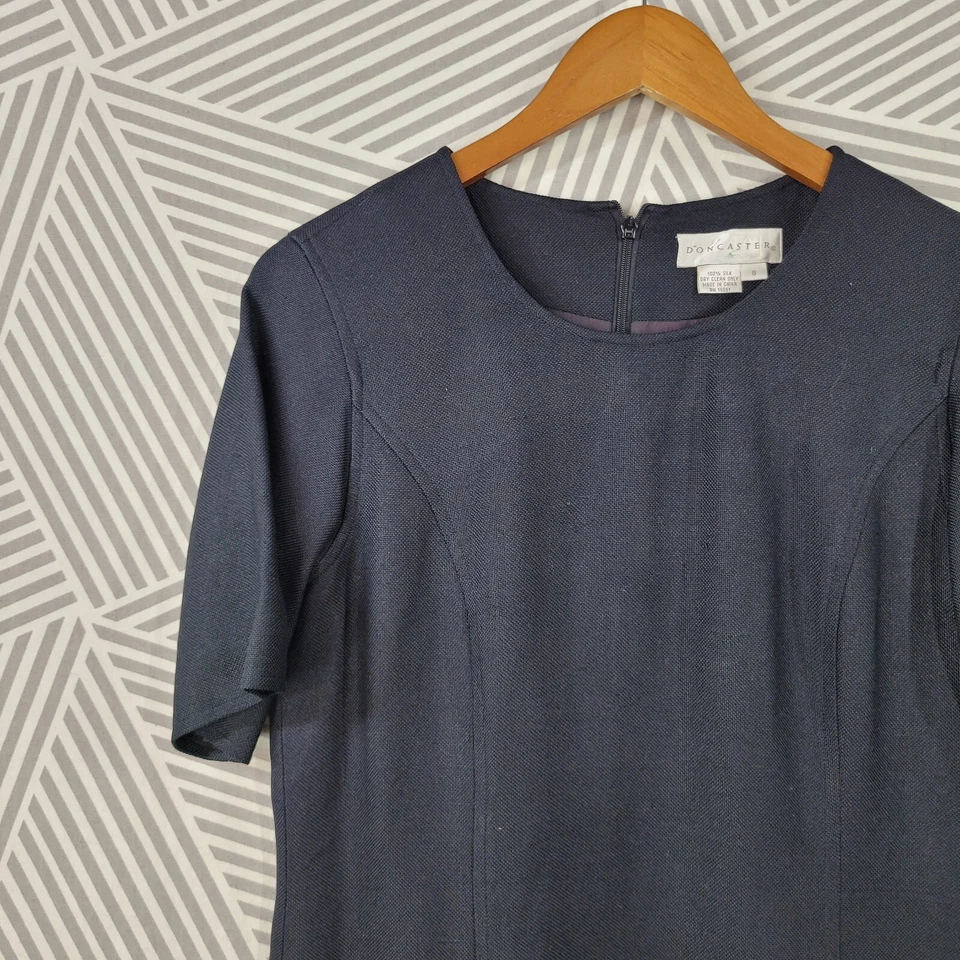 Vintage Doncaster Sheath Dress Size 8 Midi Alt party Evening LBD Silk Knit - Image 2 of 4