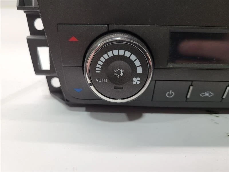 Cadillac SRX 2008 2009 control de temperatura Foto 2 de 4