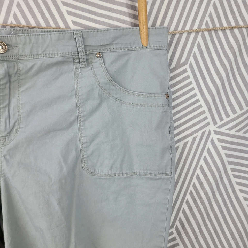 Bermudas Chinas Gloria Vanderbilt Talla Grande 22W Informales Carga Verde Claro Foto 3 de 4