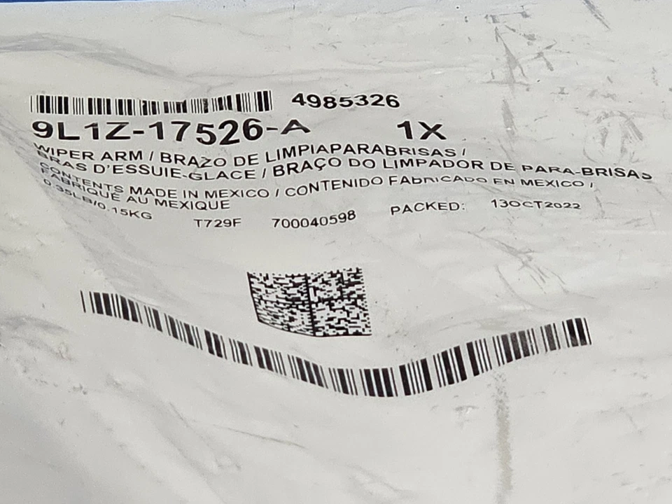 Ford OEM Rear Wiper Arm 9L1Z-17526-A Fits 07-17 Expedition / 07-17 Navigator - Image 3 of 4