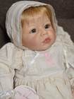 Lee Middleton Blessings of Hope, Sweet Morning face sculpt by Reva Schick — photo 6