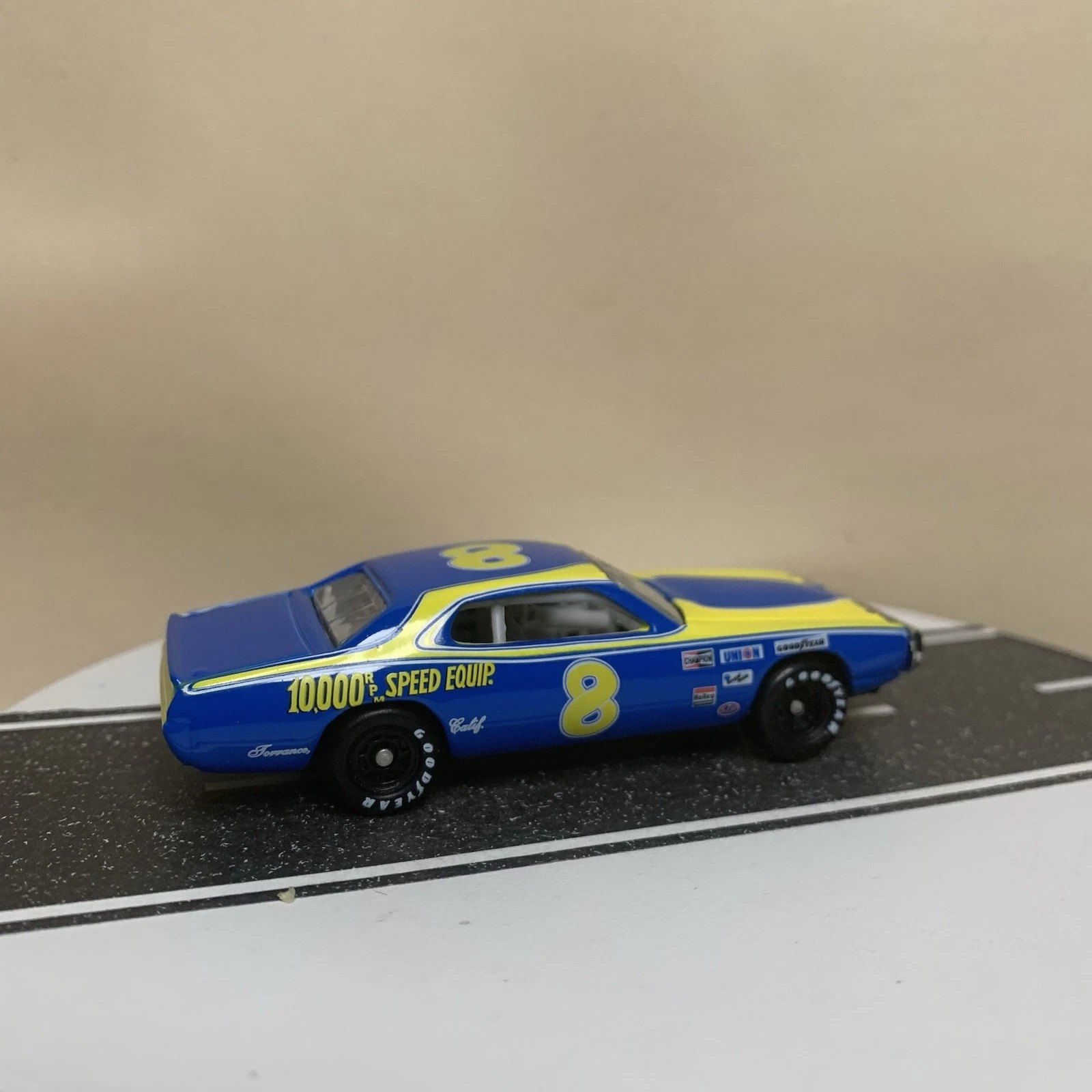 Picture 7 of 13