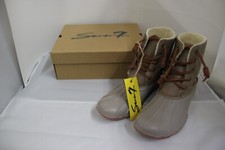 Seven7 Womens Hollis Duck Boots Size 9