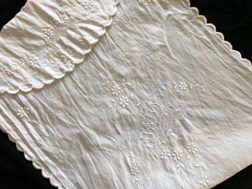LOVELY Antique BABY Embroidery Linen CRADLE Pram COVERLET All White - Picture 1 of 6