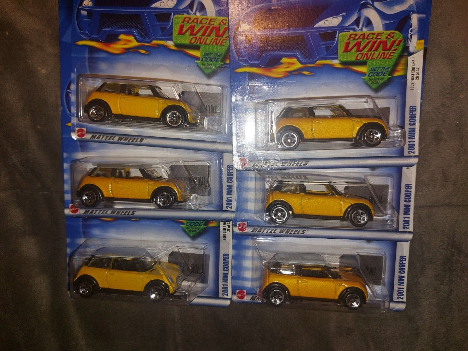 HOT WHEELS 2002 COLLECTOR #040 2001 MINI COOPER FIRST EDITIONS NEW ON CARD
