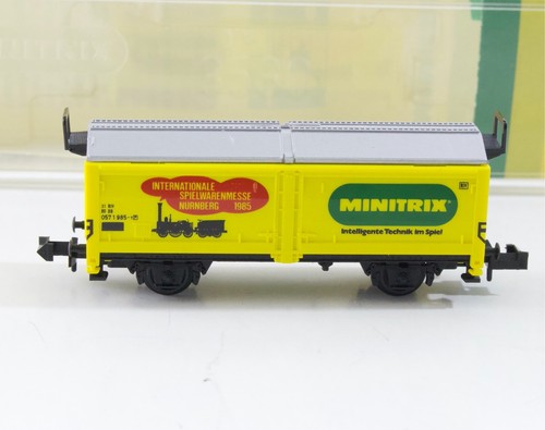 Internationale Hubschiebedachwagen DB 0571985-7 Güterwagen Minitrix N 51 3530 85 | Zustand: Used