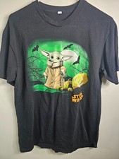 Star Wars Halloween Mandalorian Baby Yoda Size Medium Graphic T-Shirt Black Men