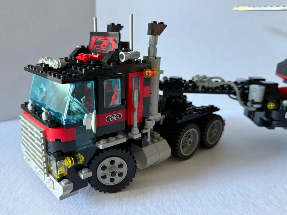 Lego MODEL TEAM WHIRL AND WHEEL SUPER TRUCK #5590~100% Complete~1990~RARE - Image 2 of 4