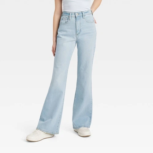 Universal Thread High-Rise Flare Jeans - Light Wash