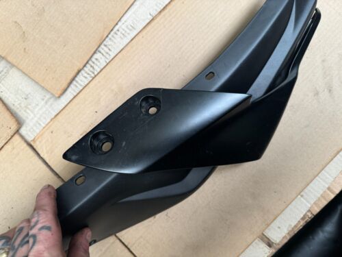 YAMAHA MT 125 MTN 125 A 2022 2021 2023 RIGHT SIDE COWL COVER FAIRING BLACK REAR - Picture 9 of 12