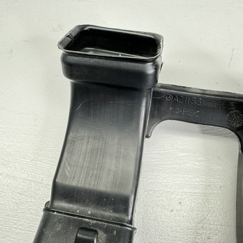 2003-2009 Mercedes Benz W211 E Class Air Duct Front Lower Center 2118312246 - Picture 6 of 14