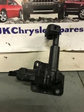 CHRYSLER GRAND VOYAGER 2004-8 Rear window vent motor Power Vent Left  N/S