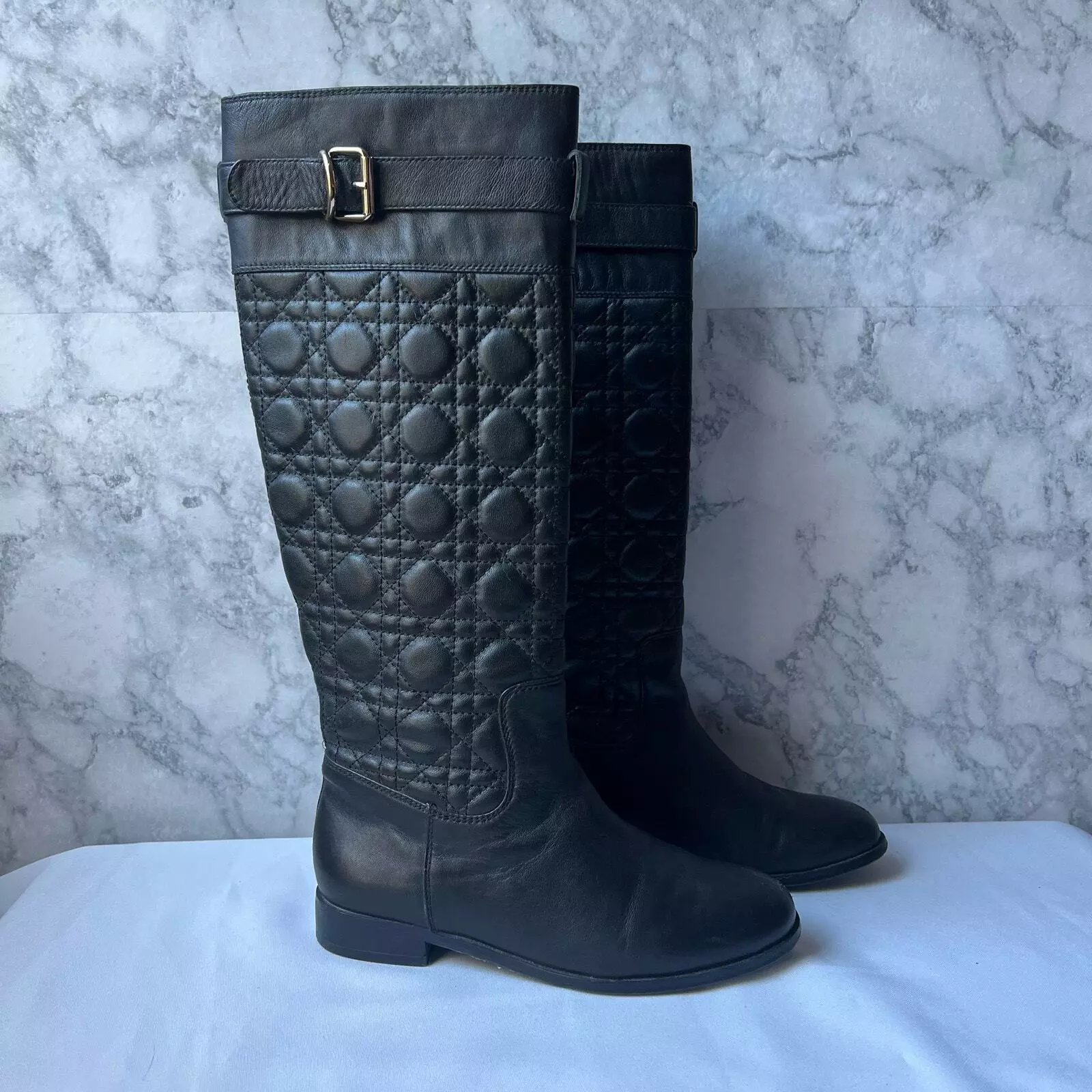 Bottes d'équitation genouillère en cuir matelassé noir Christian Dior EU 37
